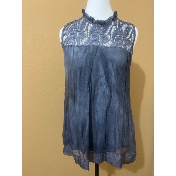 Tops - 100% Silk Made in Italy Floral Lace Ruffle Neck Sleeveless Blouse Slate Blue M
